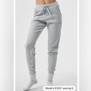 ALO Yoga Light Gray Ribbed Joggers